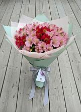 Букет цветов из:  Альстромерии в Невинномысске