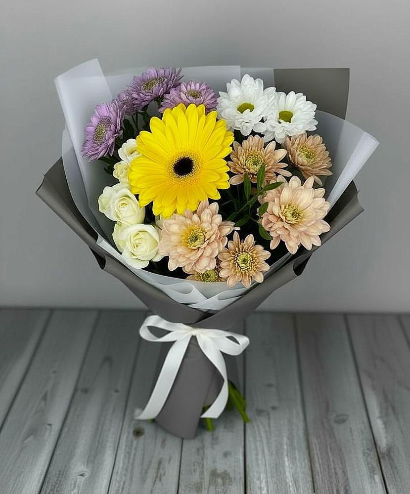 Букет цветов из: Розы, Герберы и Хризантемы в Невинномысске