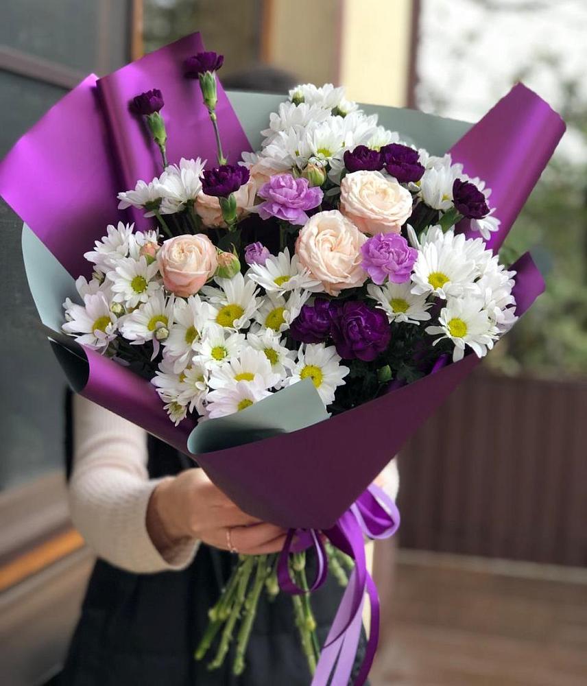 Букет цветов из: Хризантемы, Гвоздики и Розы в Невинномысске