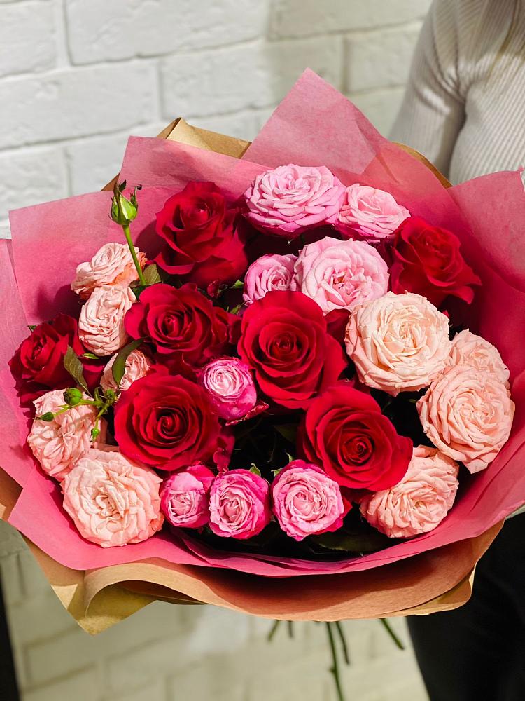 Букет цветов из: Розы в Невинномысске