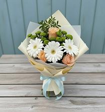 Букет цветов из:  Герберы, Розы и Хризантемы в Невинномысске