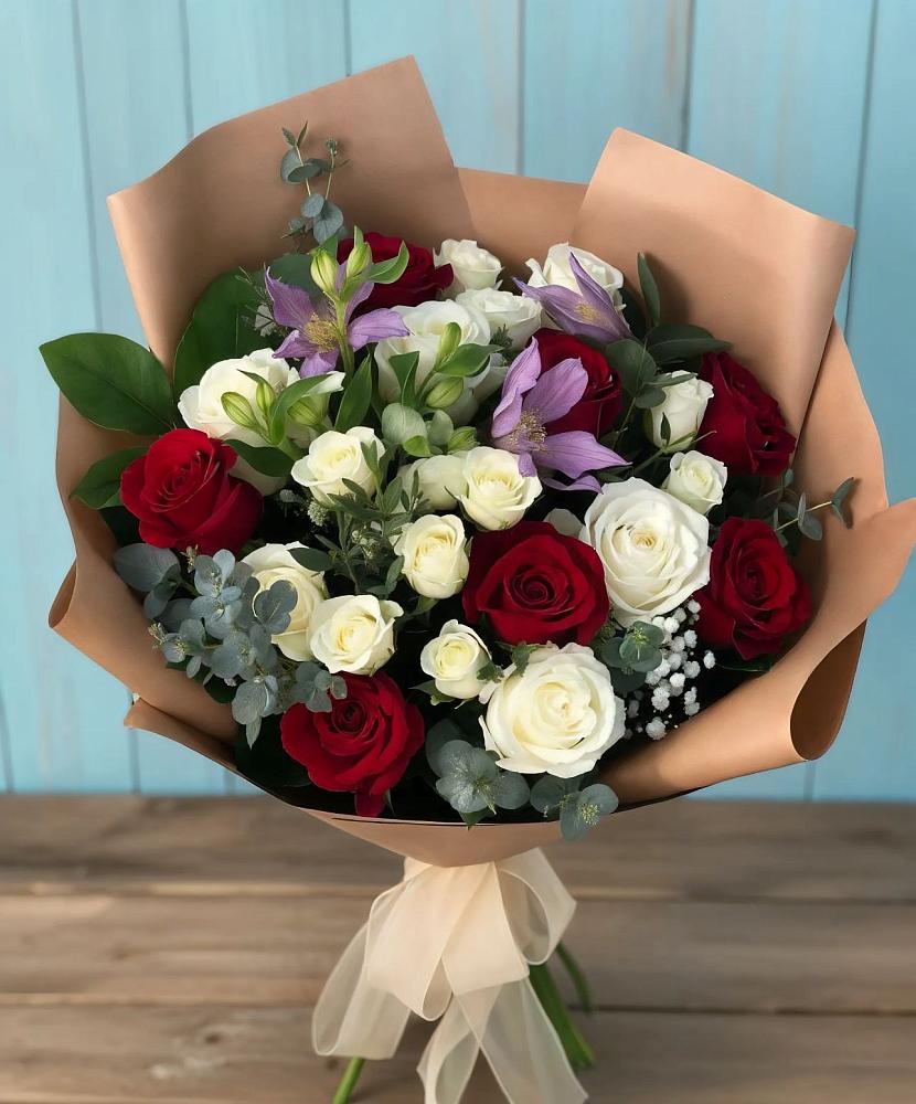 Букет цветов из: Розы и Альстромерии в Невинномысске