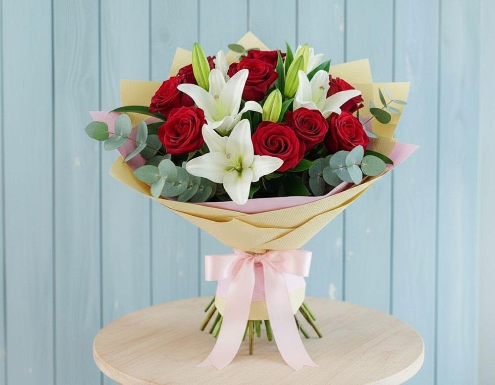 Букет цветов из: Лилии и Розы в Невинномысске